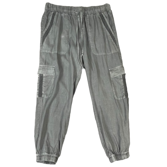 cloth & stone Pants - Cloth & Stone Tencel Gray Crochet Detail Cargo Pocket Cropped Joggers - Sz S